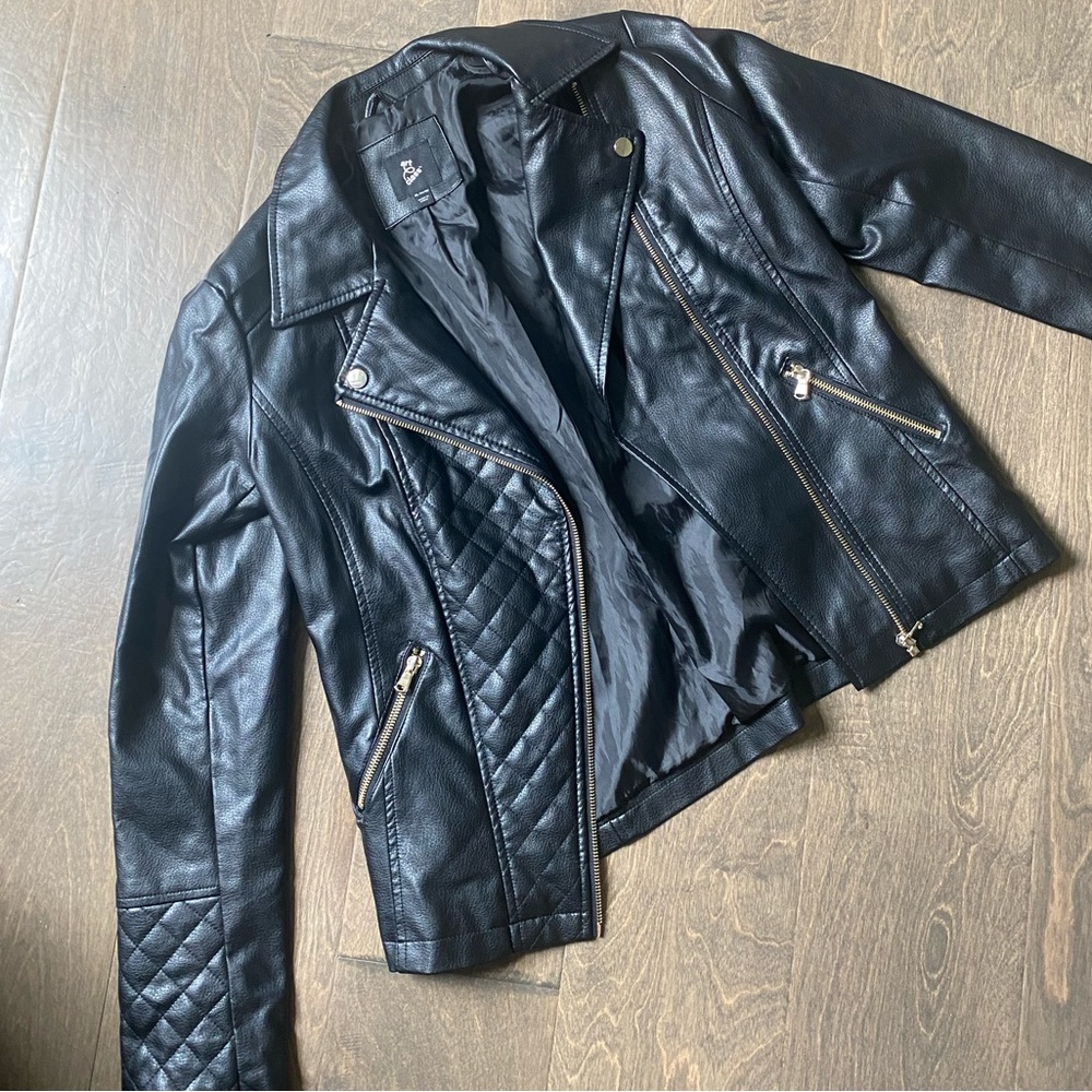Art Class leather jacket with gold accents, kids extra large
